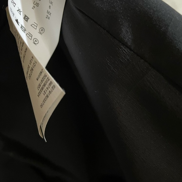 Hugo Boss - Picture 4 of 14